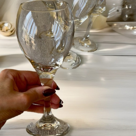 Libbey Catawba Red Wine Glasses - Picture 3 of 7